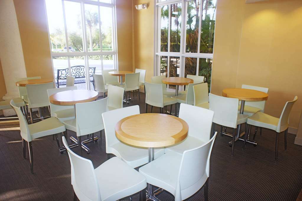 Hotel La Quinta By Wyndham Naples Downtown Facilidades foto